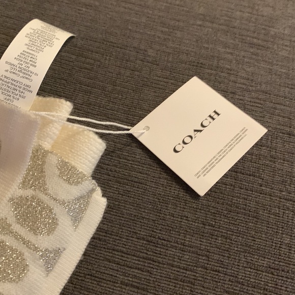 Coach Scarf - Picture 2 of 2